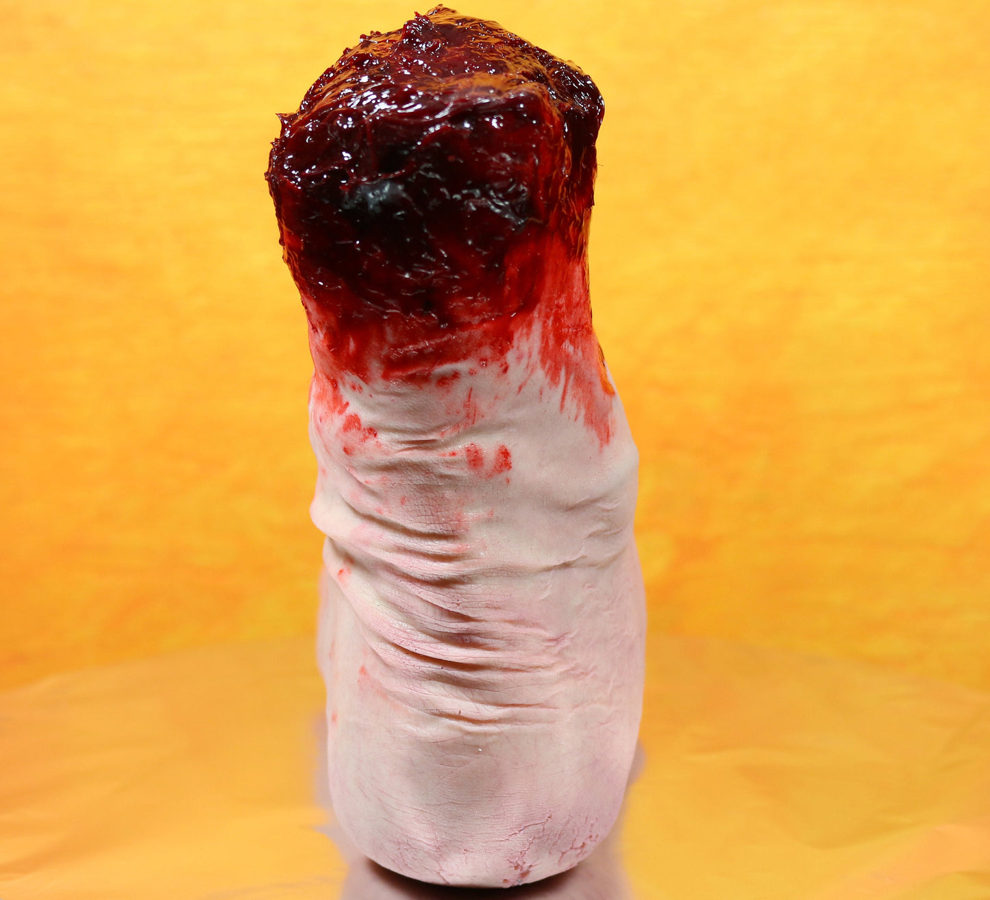 Bloody severed foot, very realistic. Great for Halloween decoration, haunted house or horror prop