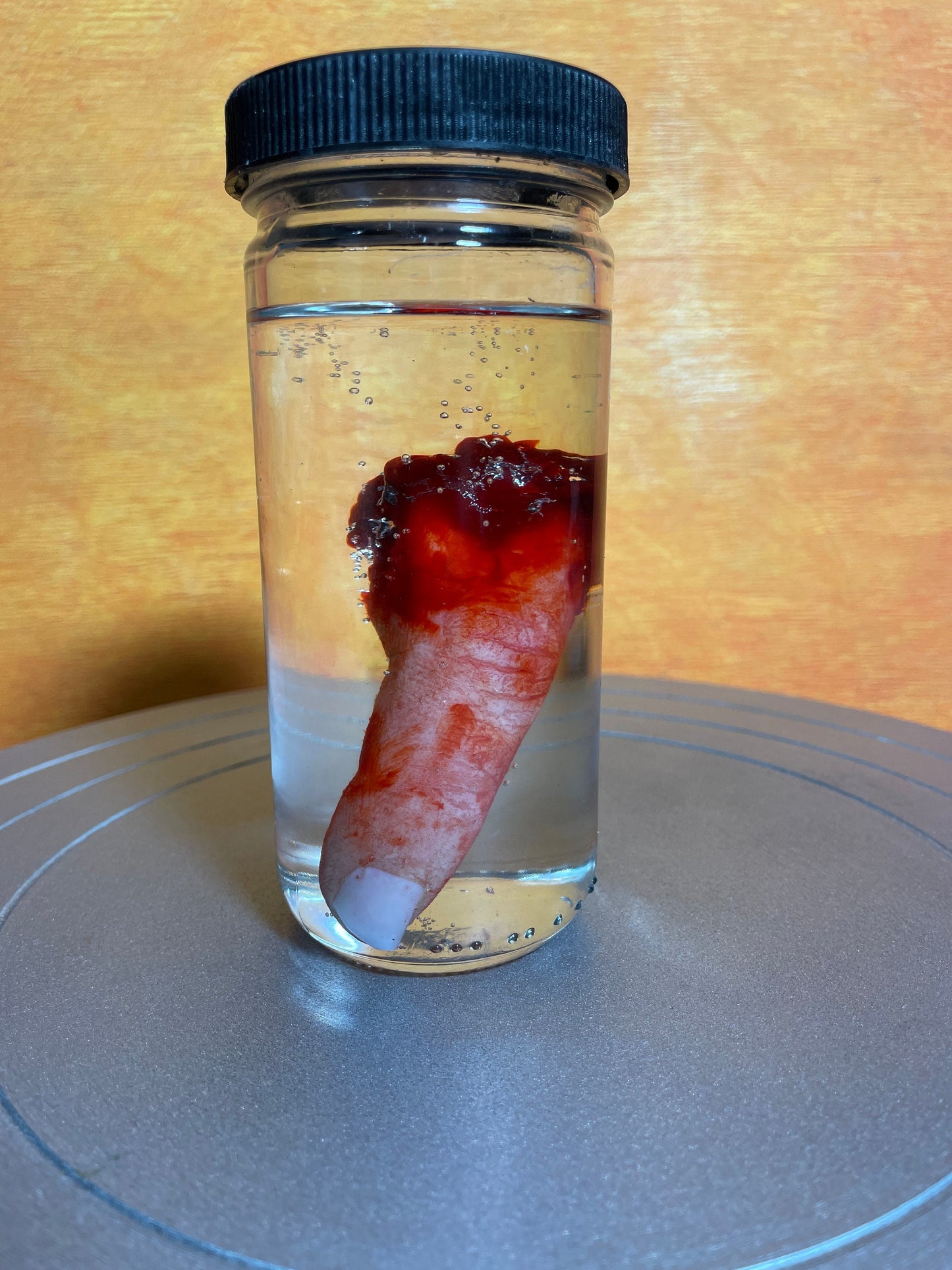 Wet Specimen Severed Finger in Jar. Lights up! No liquids. Great for Halloween, Haunted House, Horror Scenes, Horror props