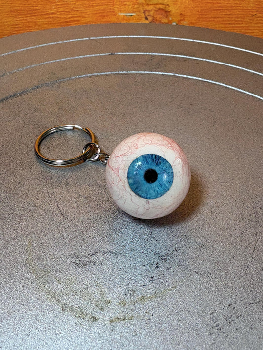 Realistic Eyeball - Keychain or loose eye , Creepy Halloween Accessory